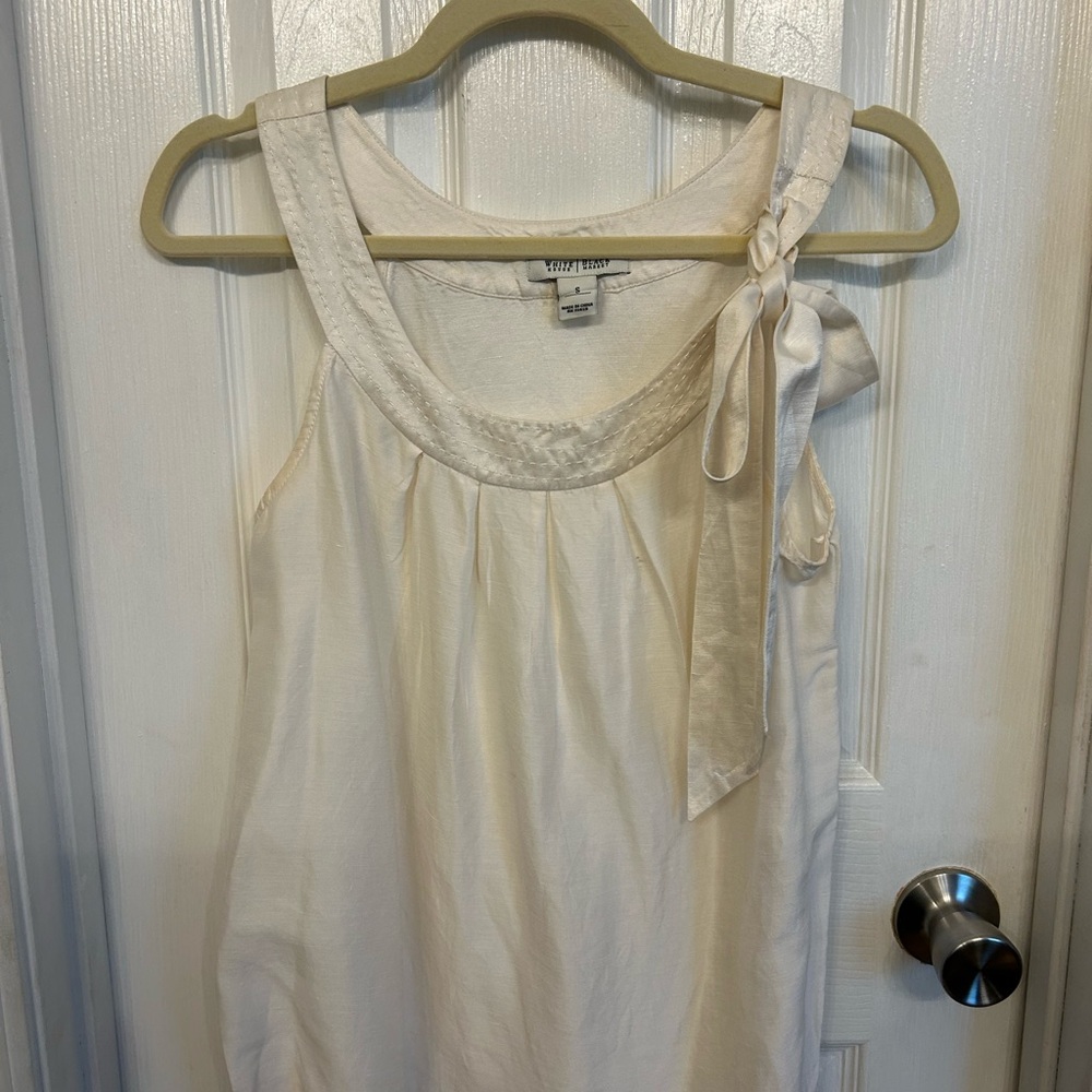 Silk White House | Black Market size small